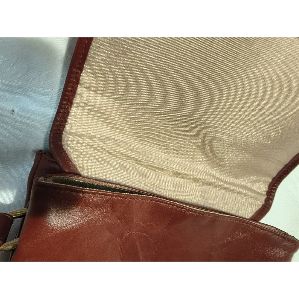 Vtg SAS Genuine Leather Crossbody Shoulder Purse Bag Brown Adjustable Strap